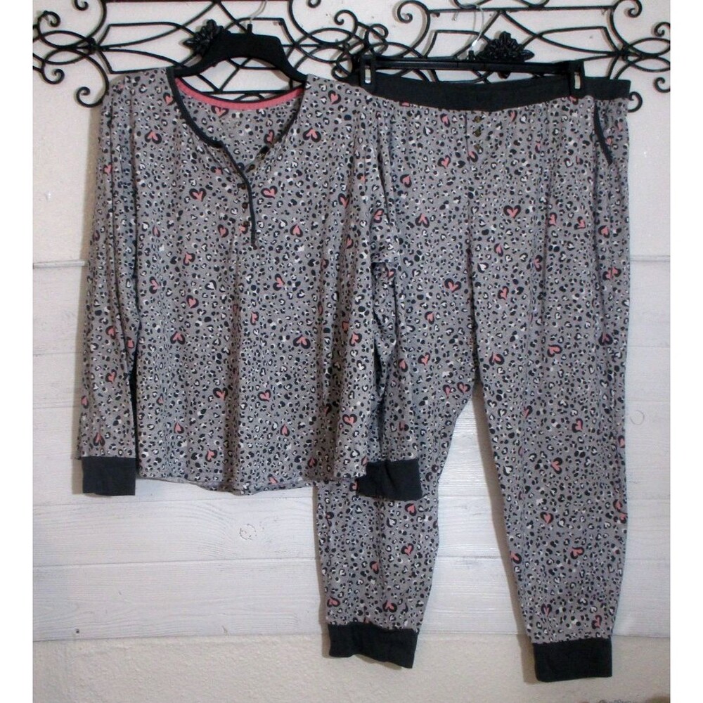 Cuddl Duds Pajama Set Women's Size XXL Gray Leopard Print Soft Fleece